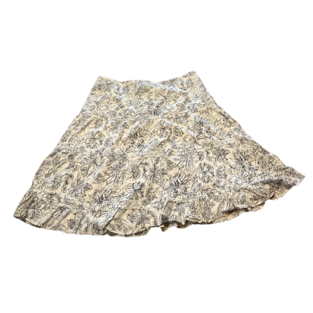 ✨ 3/$15 Christopher & Banks Navy Blue and White Floral Skirt